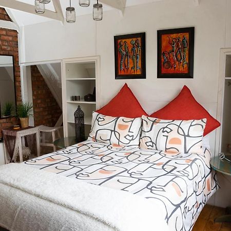 Honeysuckle Clarens Hotel Ngoại thất bức ảnh