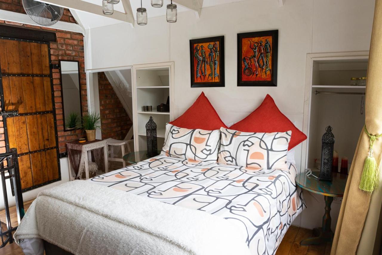 Honeysuckle Clarens Hotel Ngoại thất bức ảnh